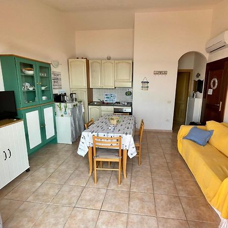 Appartamento Fronte Mare Residence Weber 马达莱纳 外观 照片